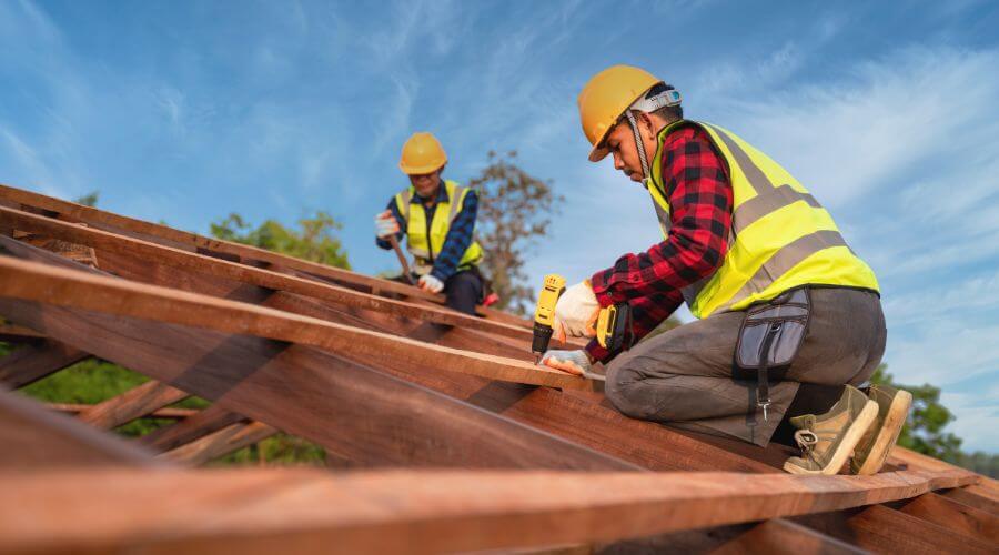 Professional Flat Roofing Installation services in Hoskinston, KY